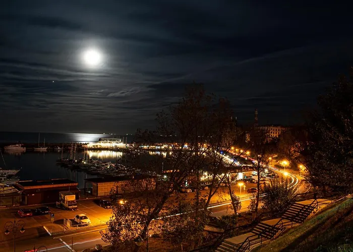 Sunset By Old Town Apartament